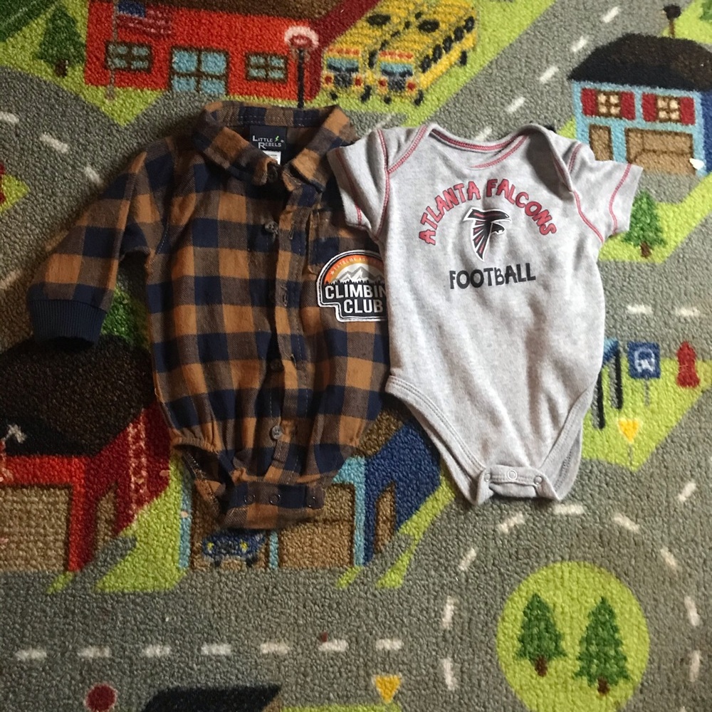 Cute and comfy baby boy onesies 0-3 months🤍